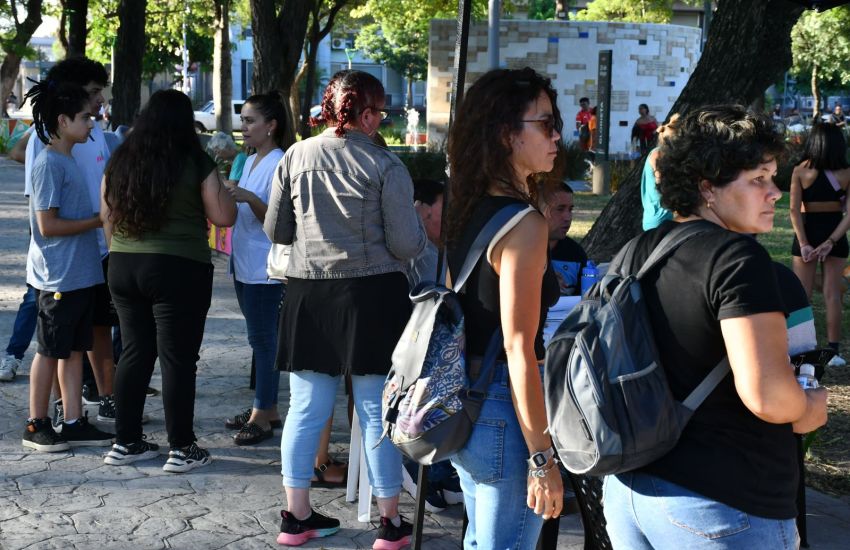 Postas de vacunación por el 146 Aniversario de Resistencia