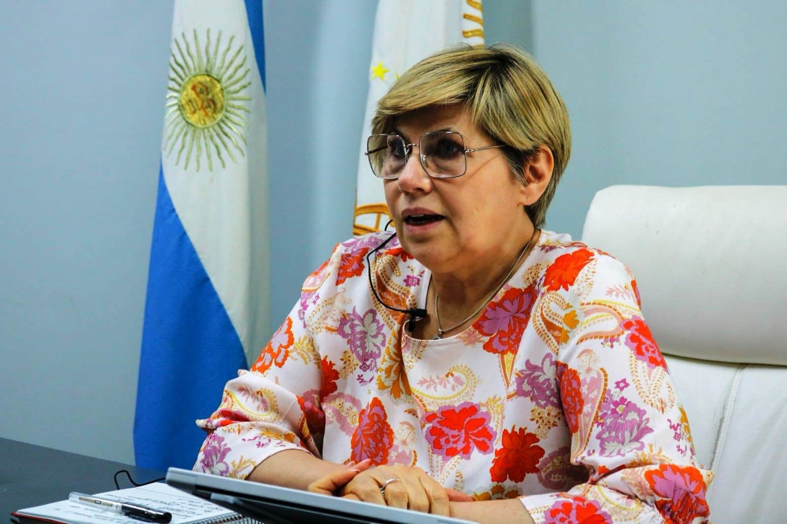 La Ministra Naidenoff dijo que: «se trabaja en el ordenamiento del sistema, los concursos docentes y el acondicionamiento de las escuelas»