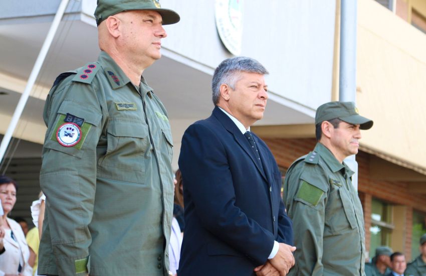 El Ministro de Seguridad acompañó la asunción del nuevo jefe de la Región VIII de Gendarmería Nacional
