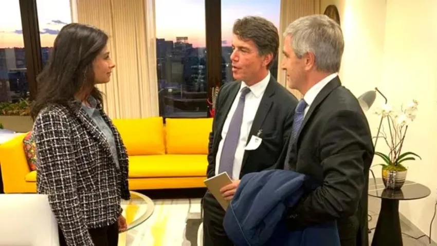 Luis Caputo y Nicolás Posse se reunieron con emisarios del FMI: buscan renegociar el acuerdo y conseguir dólares