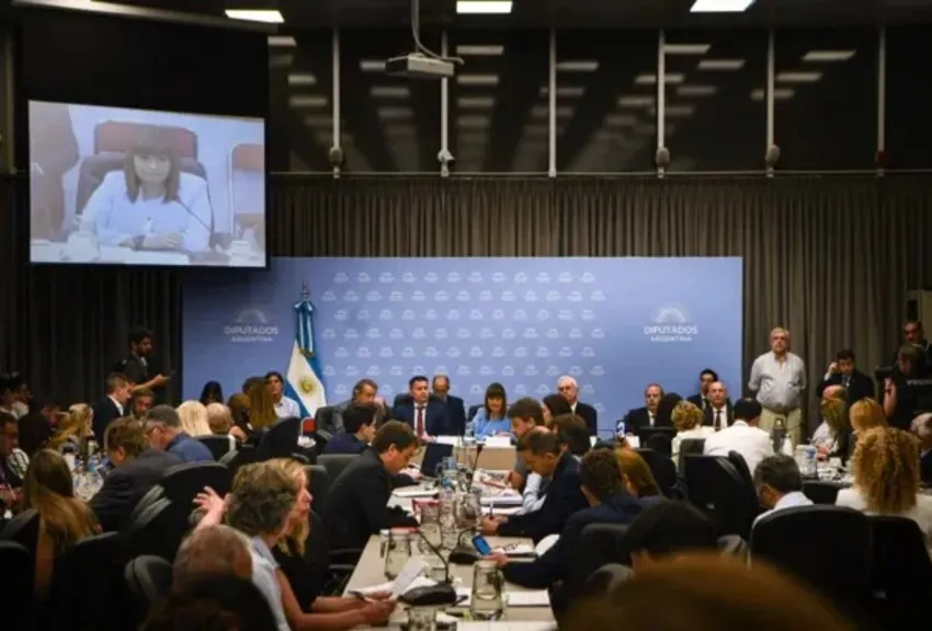 La sesión de la Ley Ómnibus en Diputados se pospuso para el próximo martes