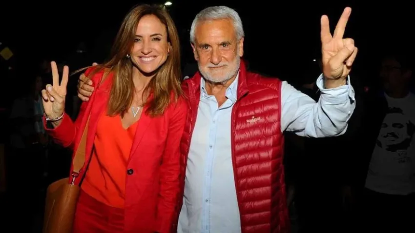 Escracharon y trataron de «chorra» a Victoria Tolosa mientras cenaba en un lujoso restaurante de Cariló