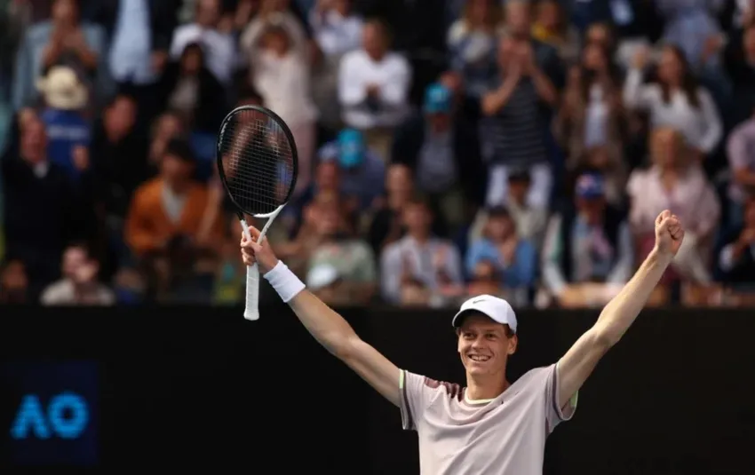 Jannik Sinner hizo historia y venció en semifinales a Novak Djokovic, 10 veces ganador del Abierto de Australia