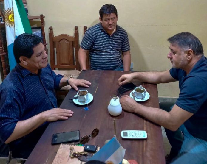 El Ministro de Gobierno estuvo en Misión Nueva Pompeya y en El Sauzalito