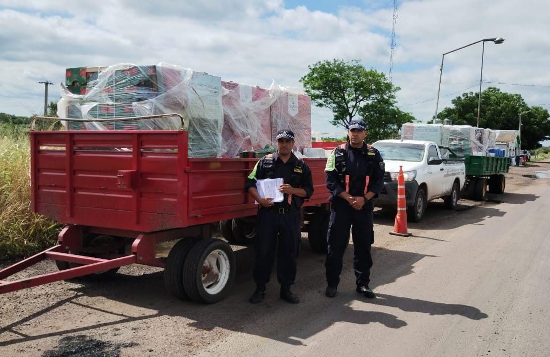 Policía Caminera: intervienen carga de agroquímicos sin documentación ni medidas de seguridad
