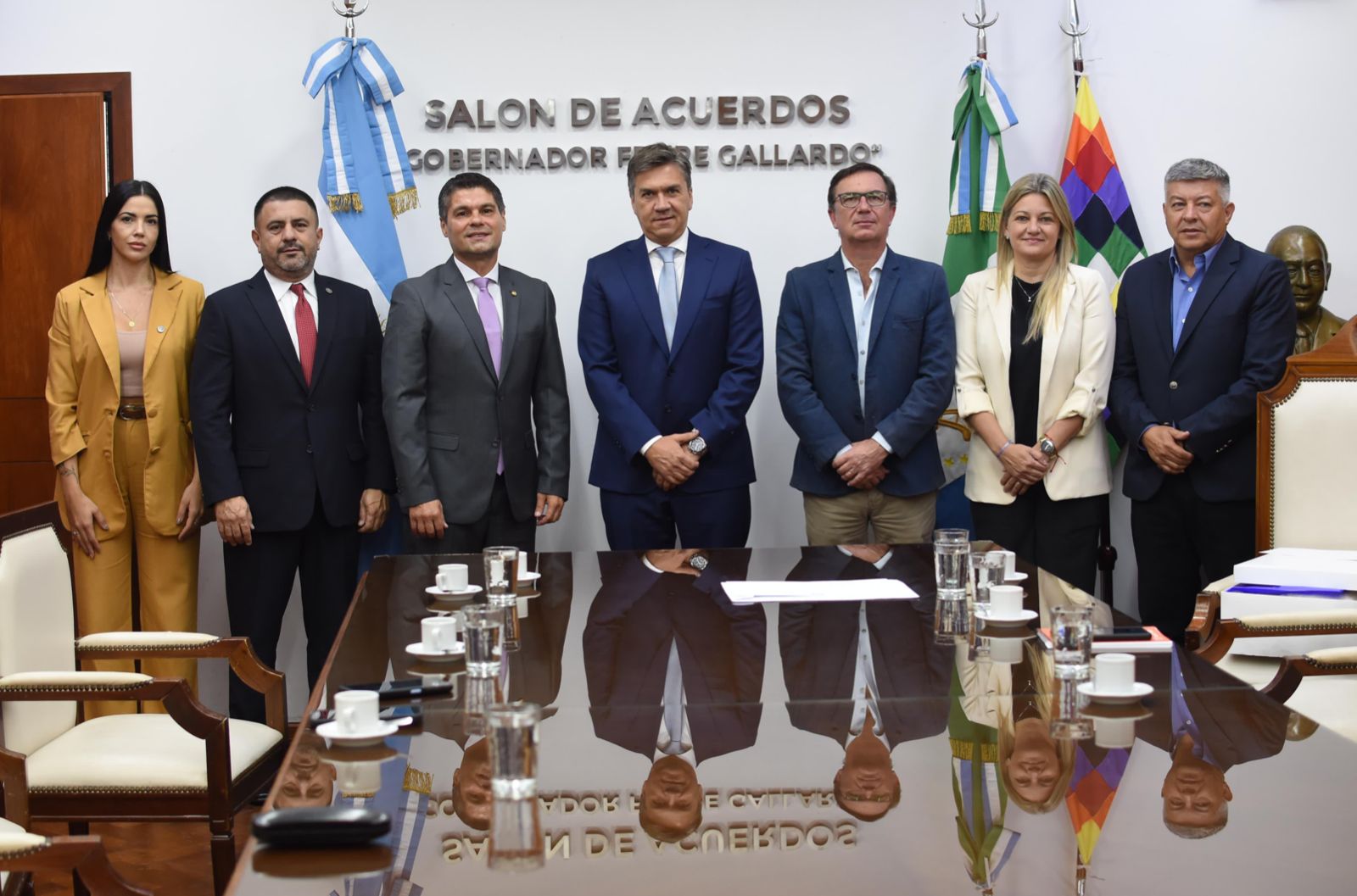 Zdero recibió al Cónsul del Paraguay Fabio López Rivero: “nos unen lazos culturales y tradicionales”, expresó.