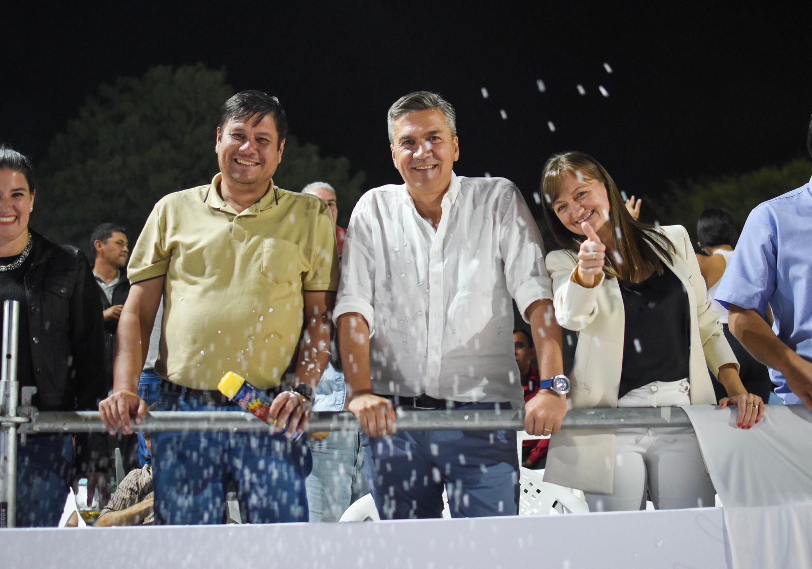 Zdero y Schneider estuvieron en el inicio de los Carnavales Quitilipense 2024