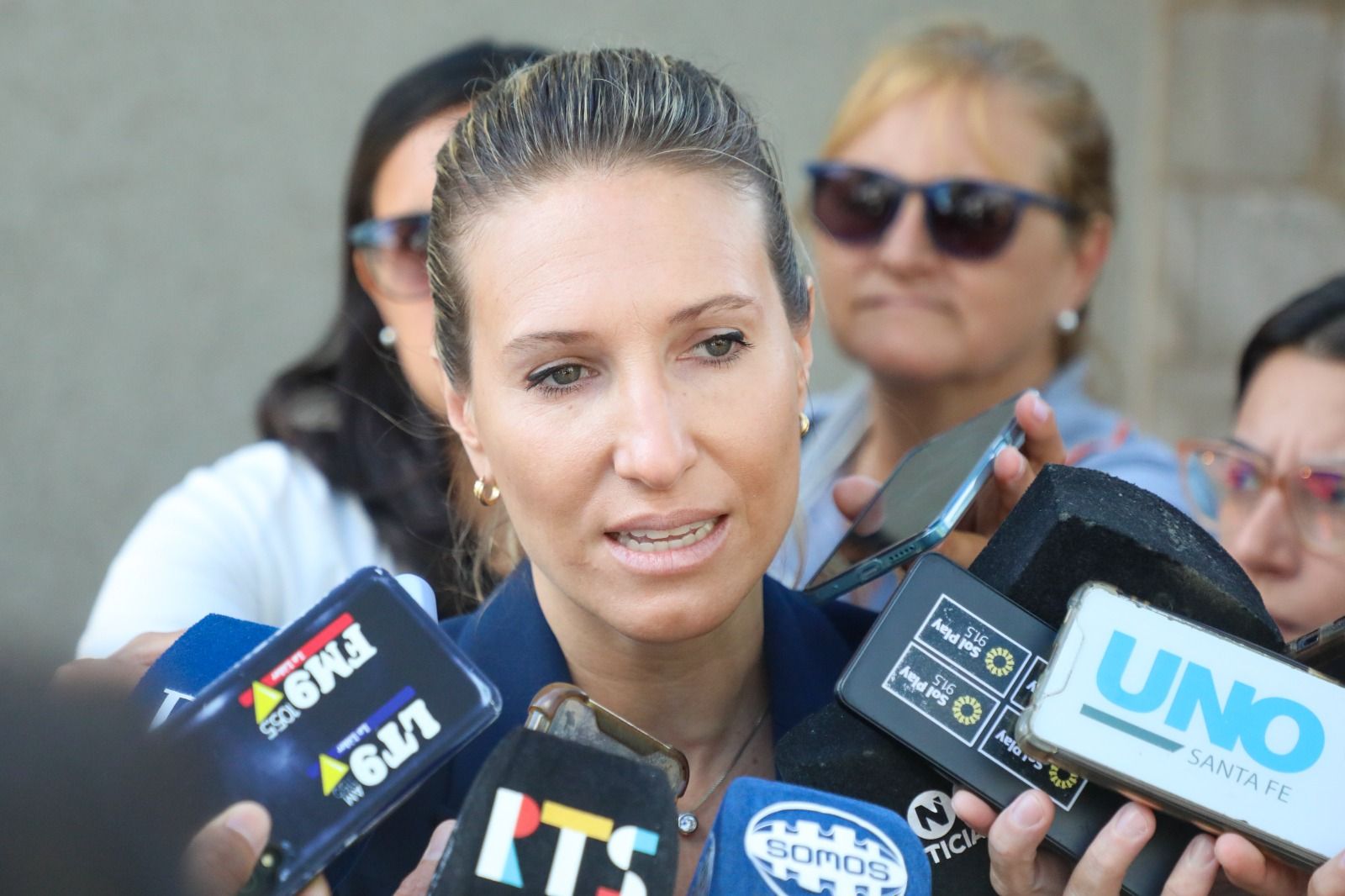 (VIDEO) Vaciamiento de comisarías: trasladaron otros 36 detenidos a la cárcel de Las Flores