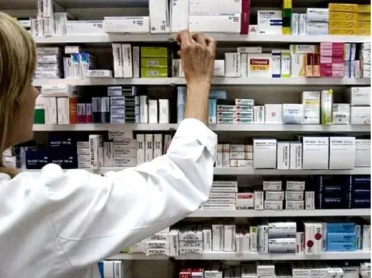 Medicamentos: Nación cambió la norma que prohíbe a médicos recetar por marca
