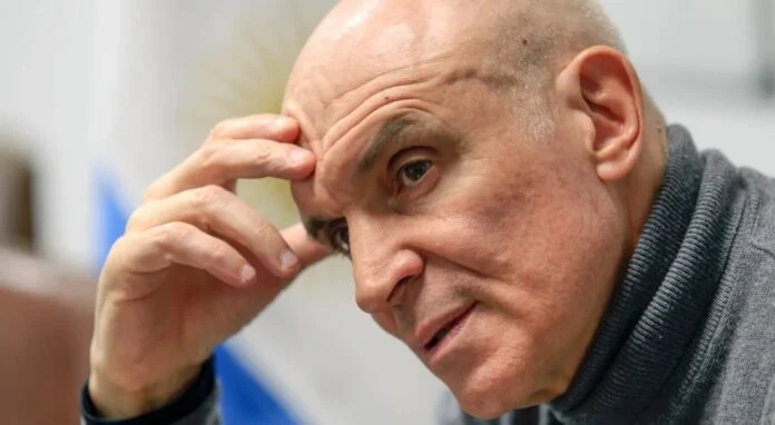 En medio del conflicto político el diputado libertario Espert pidió terminar con la coparticipación a las provincias