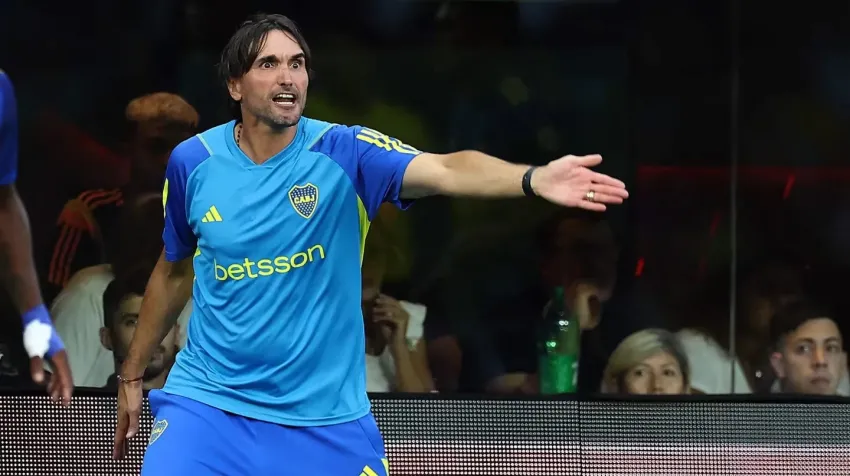 Alarma en Boca Juniors: un titular sintió una molestia y podría quedar afuera del Superclásico