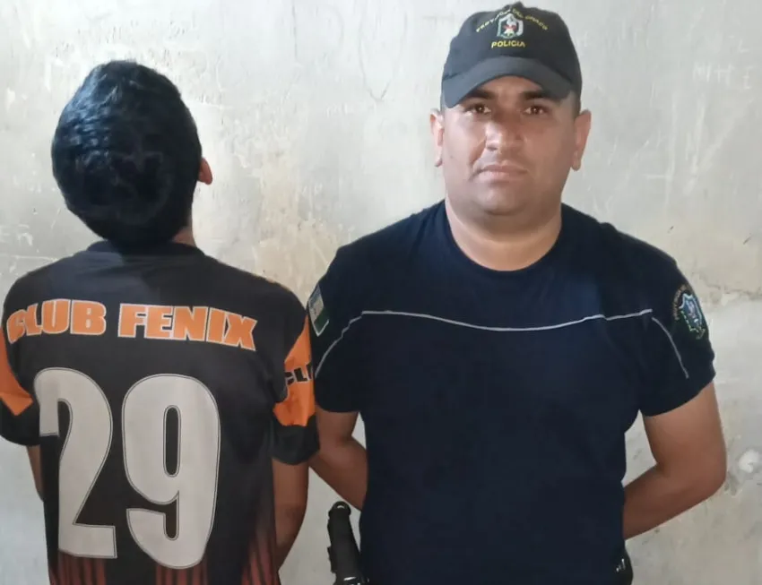 Buscaban una moto y armas de fuego pero encontraron marihuana y elementos de dudosa procedencia