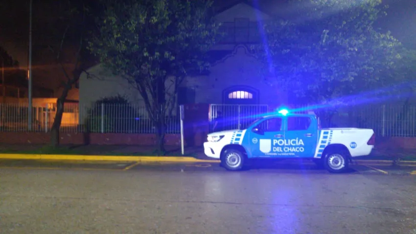 Dos menores golpearon en la cabeza a un hombre de 59 años y le robaron la moto