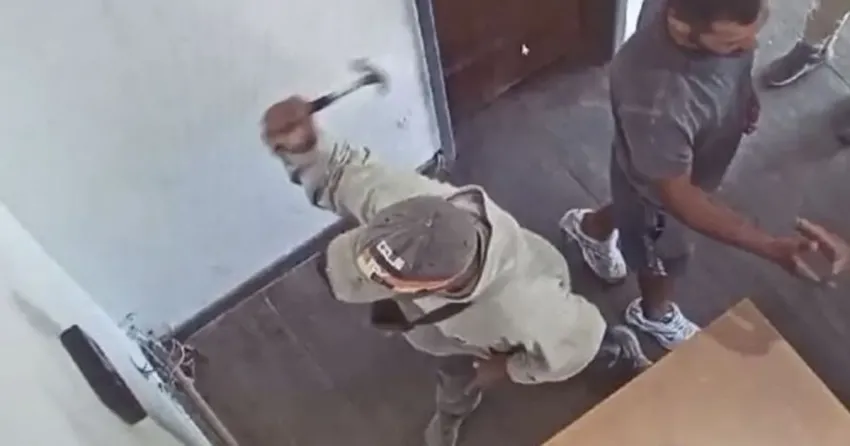 Detuvieron al hombre que atacó un sistema biométrico en una oficina pública de La Plata