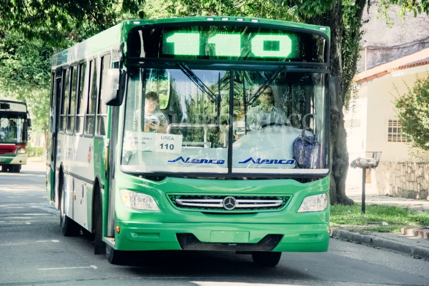 Más reducción en el horario de colectivos: hoy el servicio en el área metropolitana será hasta las 14