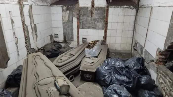 Encontraron más de 500 ataúdes y 200 bolsas con restos humanos