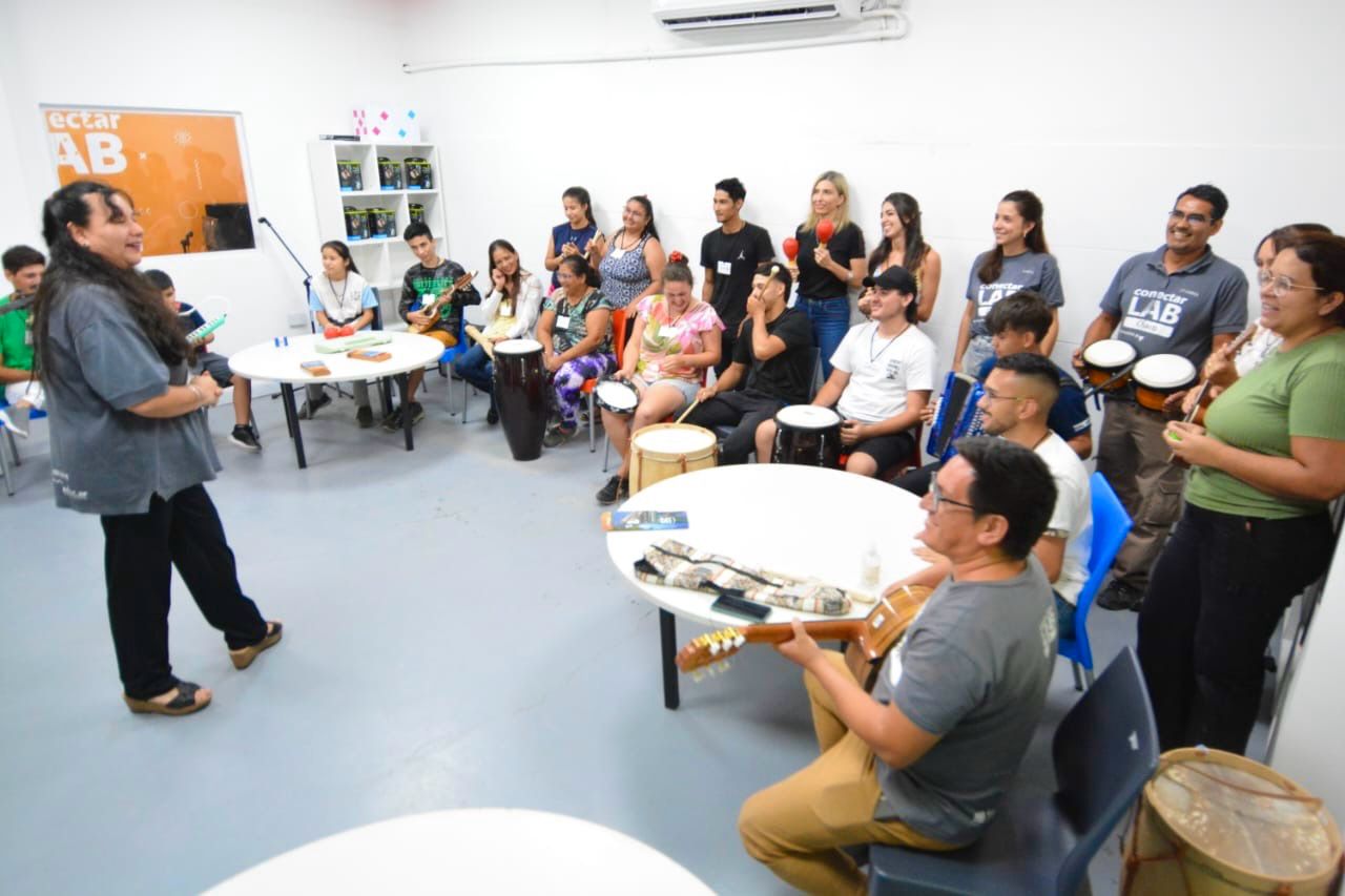 Niños y jóvenes de la provincia disfrutan de ciencia, tecnología y arte durante el verano