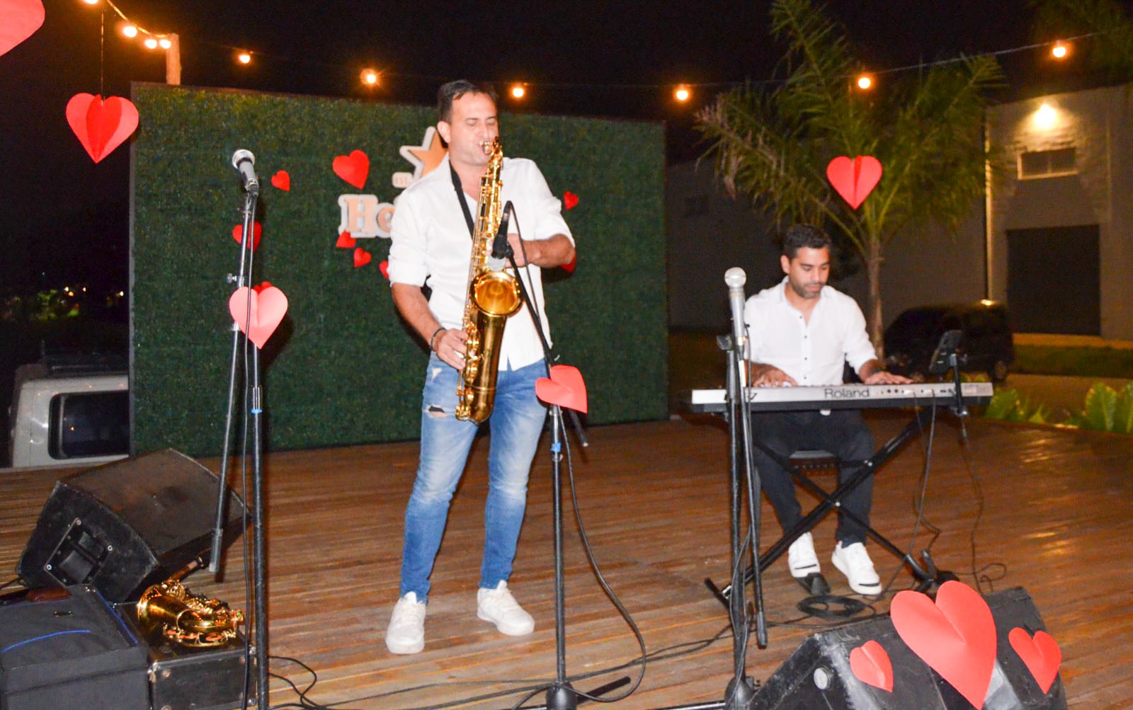 Música romántica en Utopía y Nebraska fue la propuesta especial de la caravana de artistas