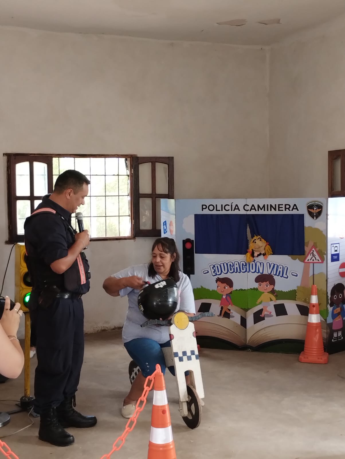 Caminera capacitó en la localidad de Presidencia de la Plaza