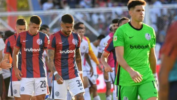 San Lorenzo recibe a Unión de Santa Fe en busca de su primer triunfo en la Copa de la Liga: empatan 0-0