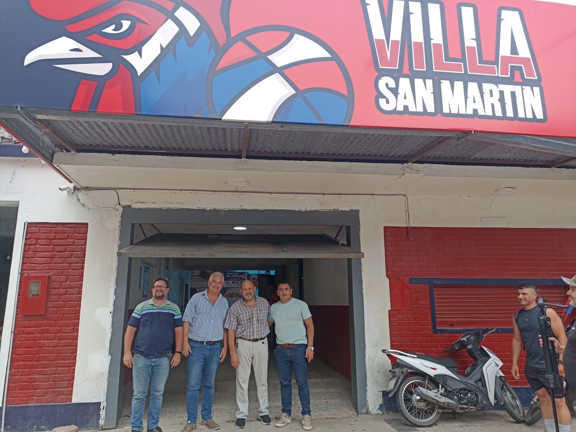 Funcionarios en el Club Villa San Martín: «Acompañamos a cada institución, como nos pide el gobernador»