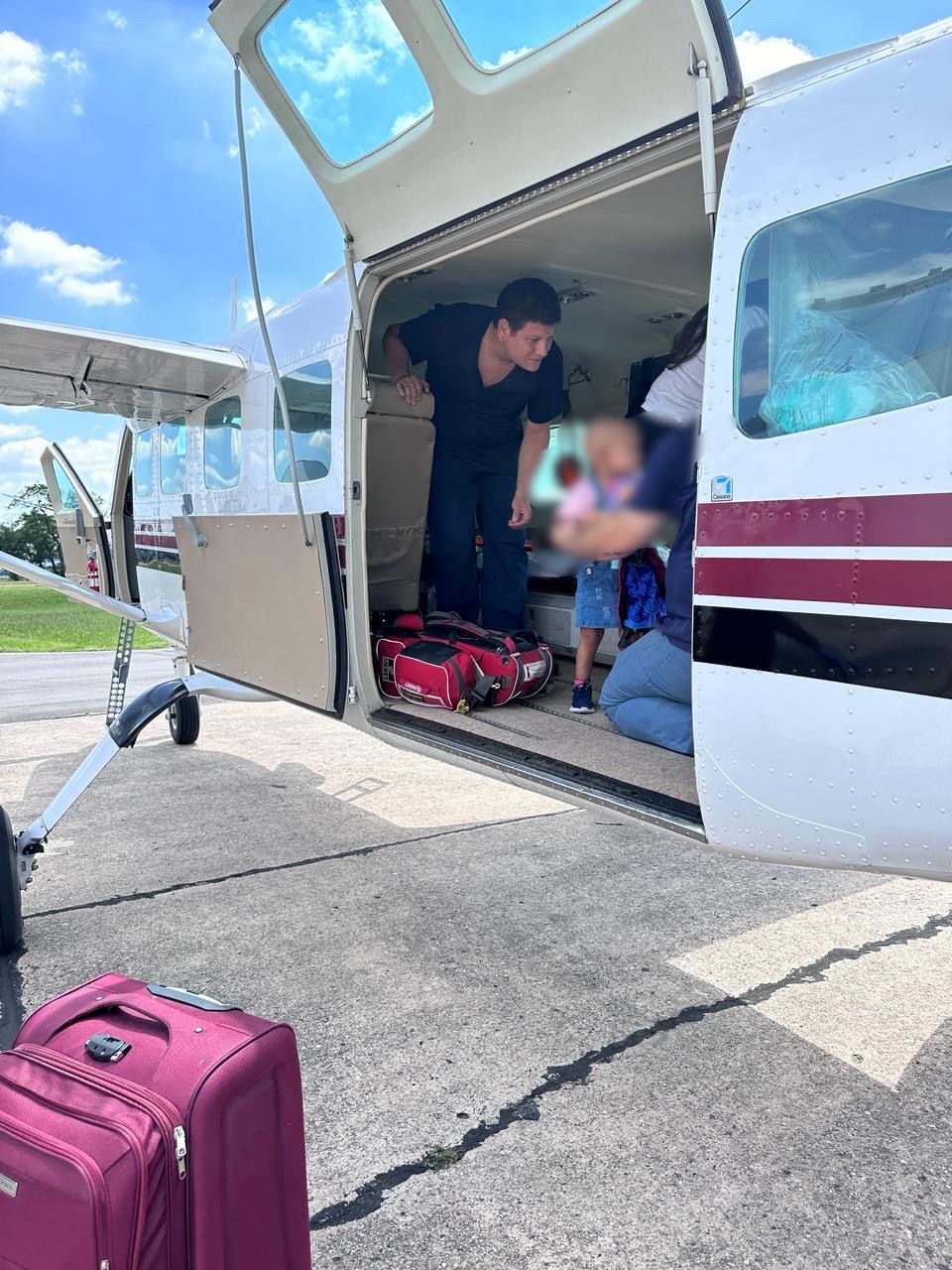 La salud es prioridad: continúan los vuelos sanitarios