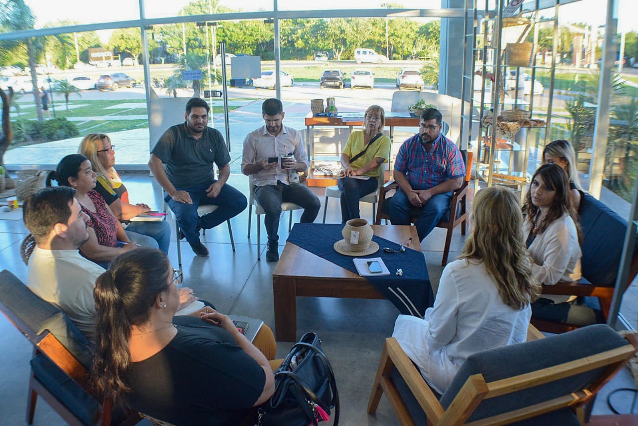 Afianzan municipio y provincia la labor para beneficiar al emprendedurismo de Resistencia