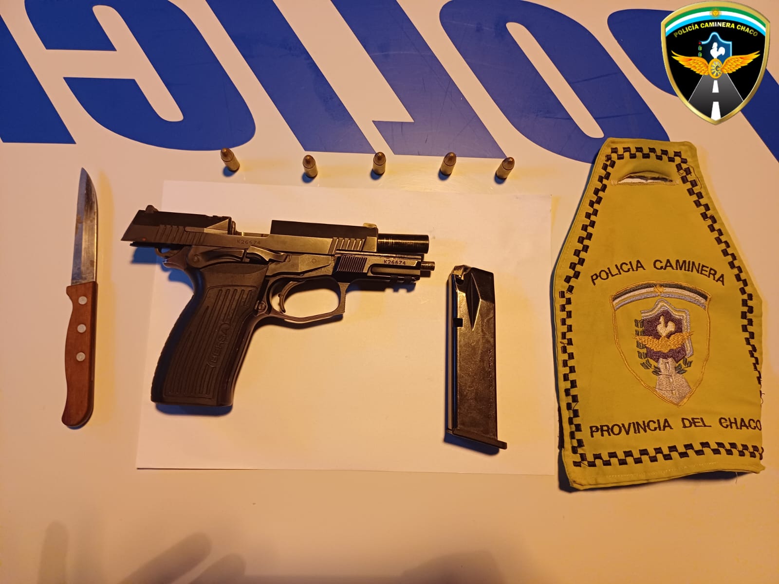 Ciudad Termal: Caminera detuvo a motociclista con una 9 mm en la cintura