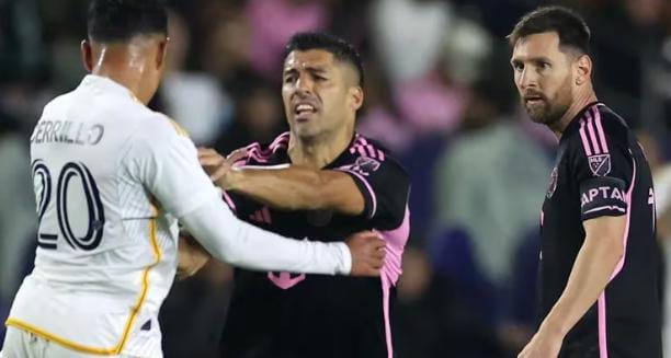 “Messi está viejo, las señales son siniestras”: la columna de un periodista que enfureció a los argentinos