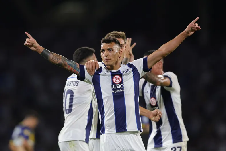 El campeón Rosario Central recibió una paliza en Córdoba: Talleres lo goleó 4 a 1