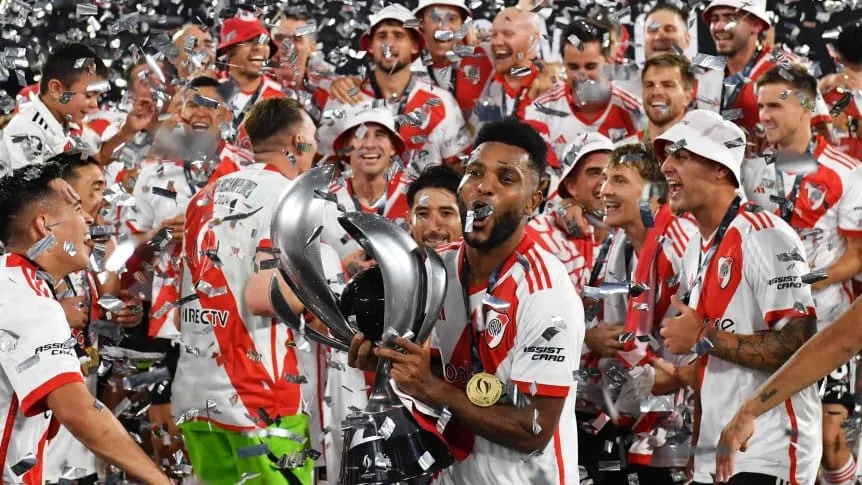River lo dio vuelta ante Estudiantes y es el campeón de la Supercopa Argentina
