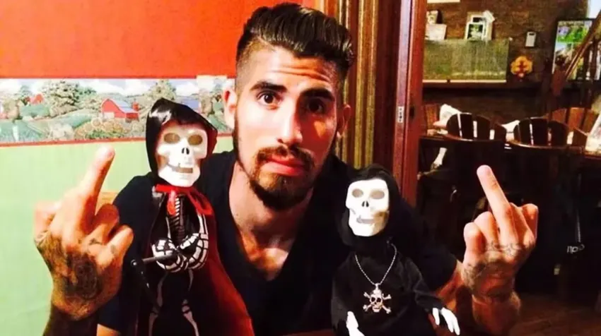 Empieza el juicio a Junior Benítez: está acusado de haber amenazado al padre de su exnovia que se mató