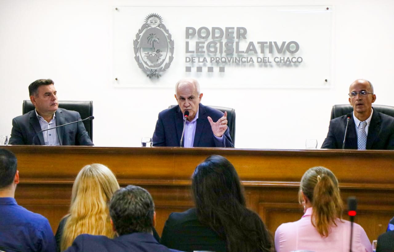 Nikisch ante el Concejo: administración responsable y respeto al trabajador