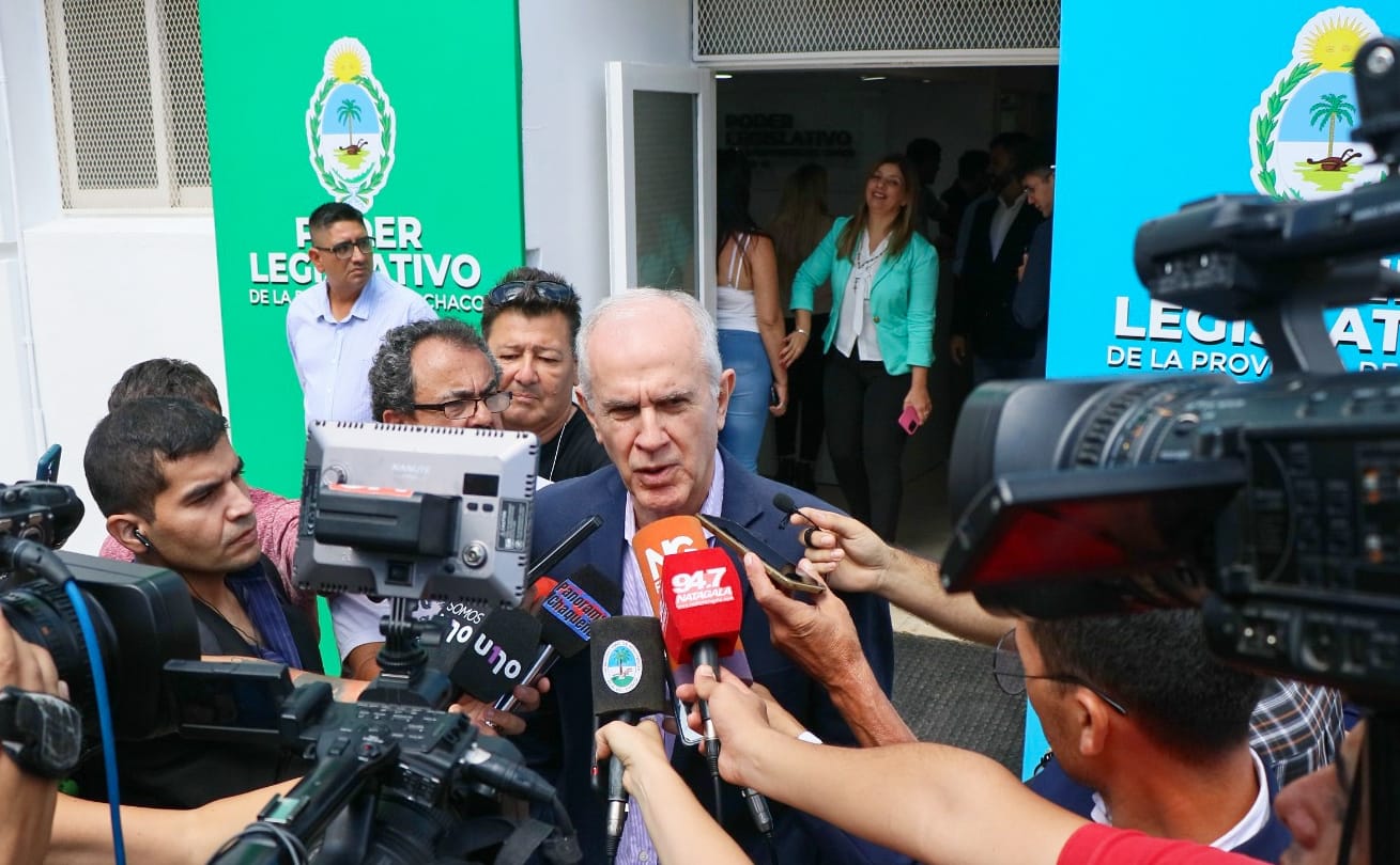 Nikisch luego de la apertura de sesiones, aseguró: «vamos a salir adelante, vamos a equilibrar las cuentas de la municipalidad, con mucha transparencia, con mucha austeridad»