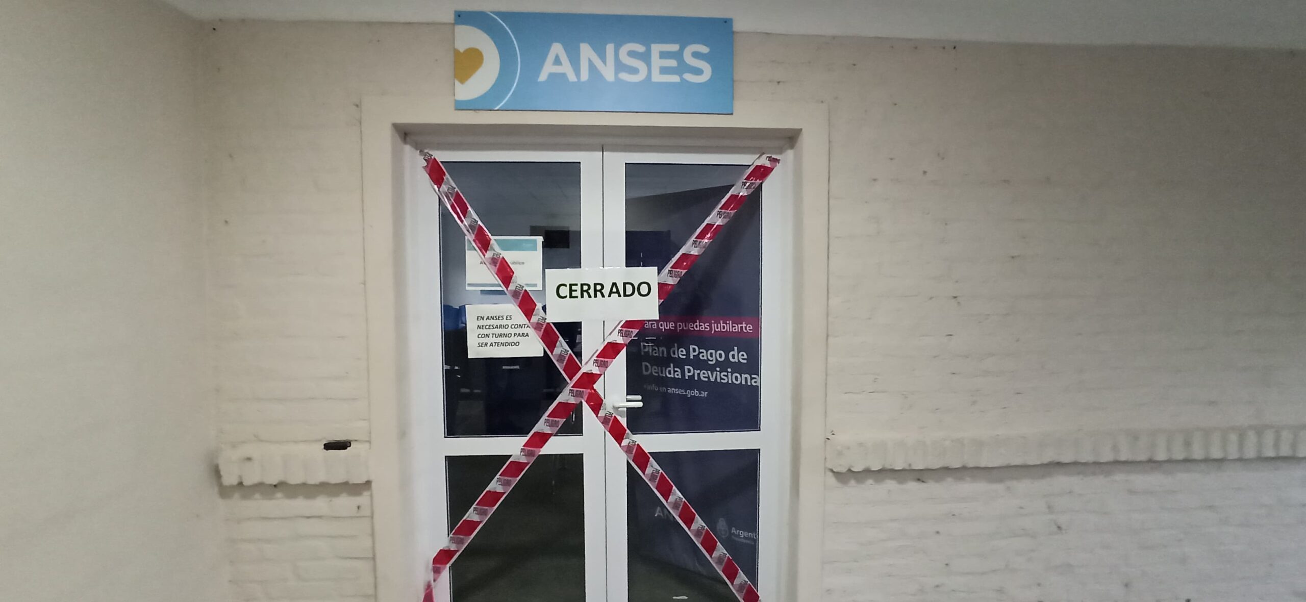 El gobierno Nacional cierra 6 oficinas de ANSES Chaco