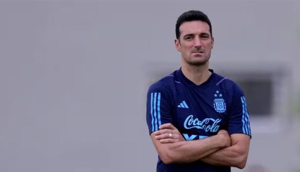 Demoraron al hermano de Lionel Scaloni frente a la embajada de Estados Unidos
