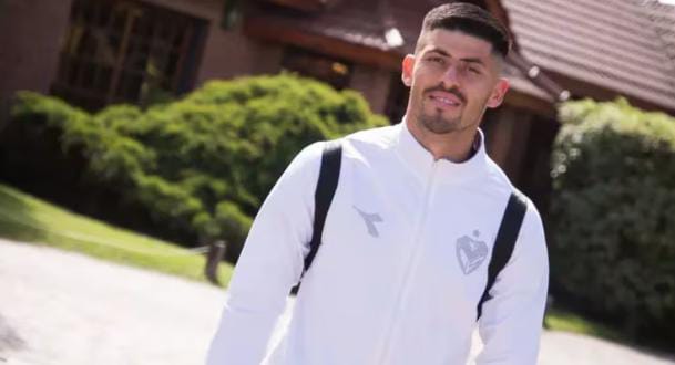 Velez confirmó que el jugador José Florentín, acusado de abuso sexual, está en la Argentina