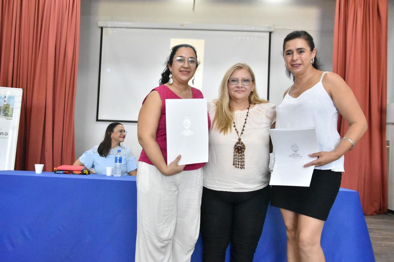 Delgado disertó en el Encuentro De Mujeres Inclusivas y Democráticas