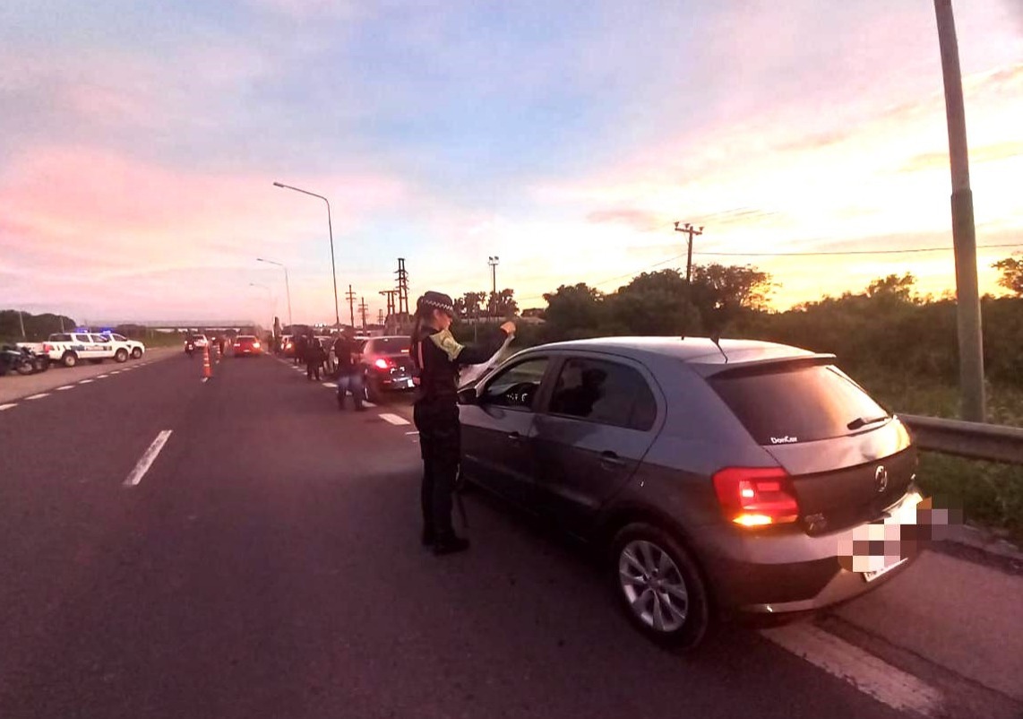 Fin de semana: Caminera secuetró 11 motos, cinco tenían pedido, detectó 42 alcoholemias y labró 326 actas varias