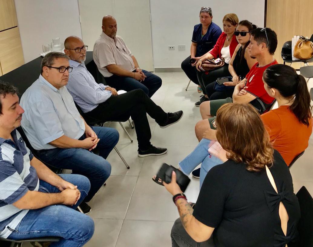 El presidente del IPDUV recibió a vecinos de la Chacra 137 de Resistencia