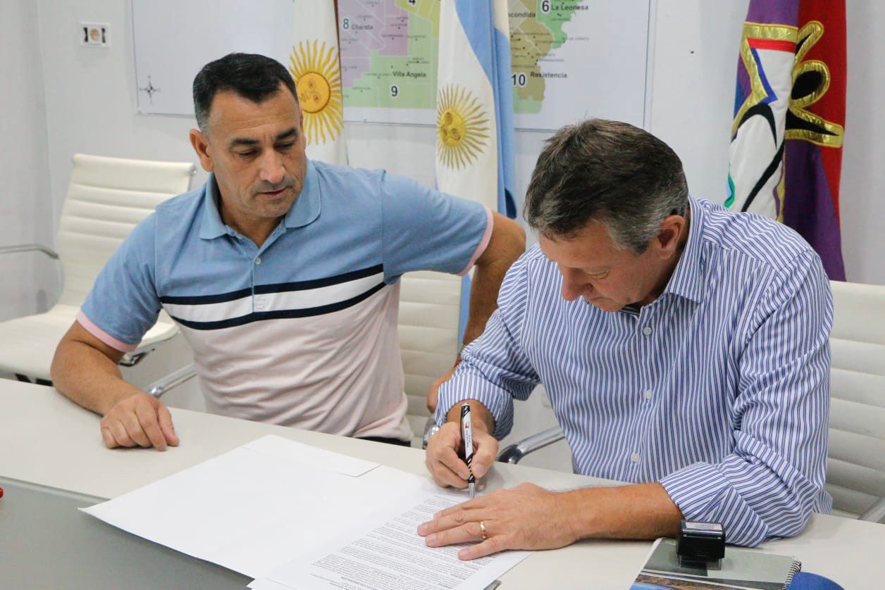 El IDCh y el Municipio de Charata firmaron convenio para promover el deporte