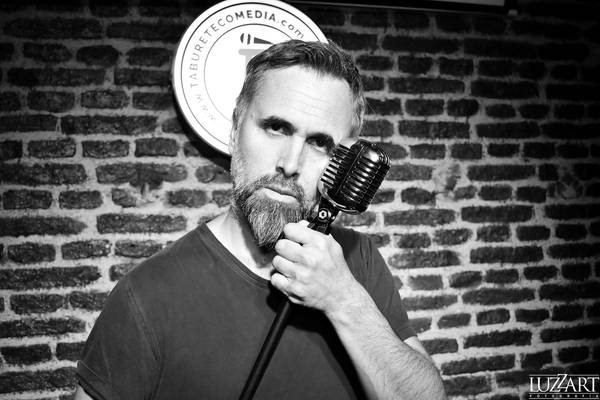 Juan Barraza llega a Sala 88