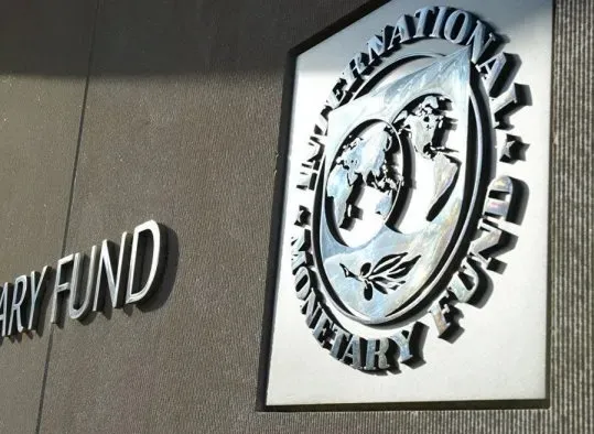 El FMI le reclamó al Gobierno revisar el ajuste para evitar que caiga sobre la clase trabajadora