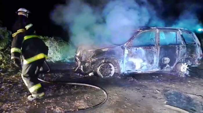 Goya: dejó su camioneta por una pinchadura y se la incendiaron