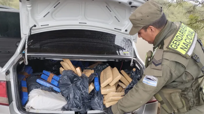 Un hombre fue detenido por la patrulla de Gancedo con 162 kilos de marihuana ocultos en su auto