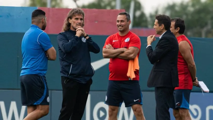 El detrás de la salida de Insua en San Lorenzo: más de dos horas de reunión y bronca