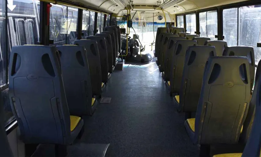 Terrible denuncia de una menor: contó que un hombre armado la obligó a bajar del colectivo y la abusó