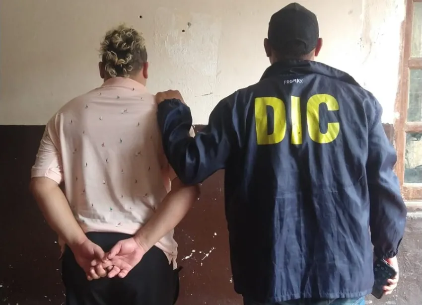 Un hombre con una tobillera electrónica fue detenido con 76 gramos de cocaína en Resistencia