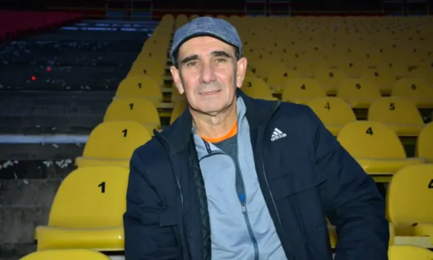 Raúl Valdez fue presentado en For Ever: «El mercado del fútbol funciona de esta manera»