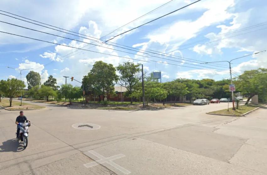 Detuvieron a dos personas por disturbios sobre la avenida Mac Lean: uno tenía un cuchillo